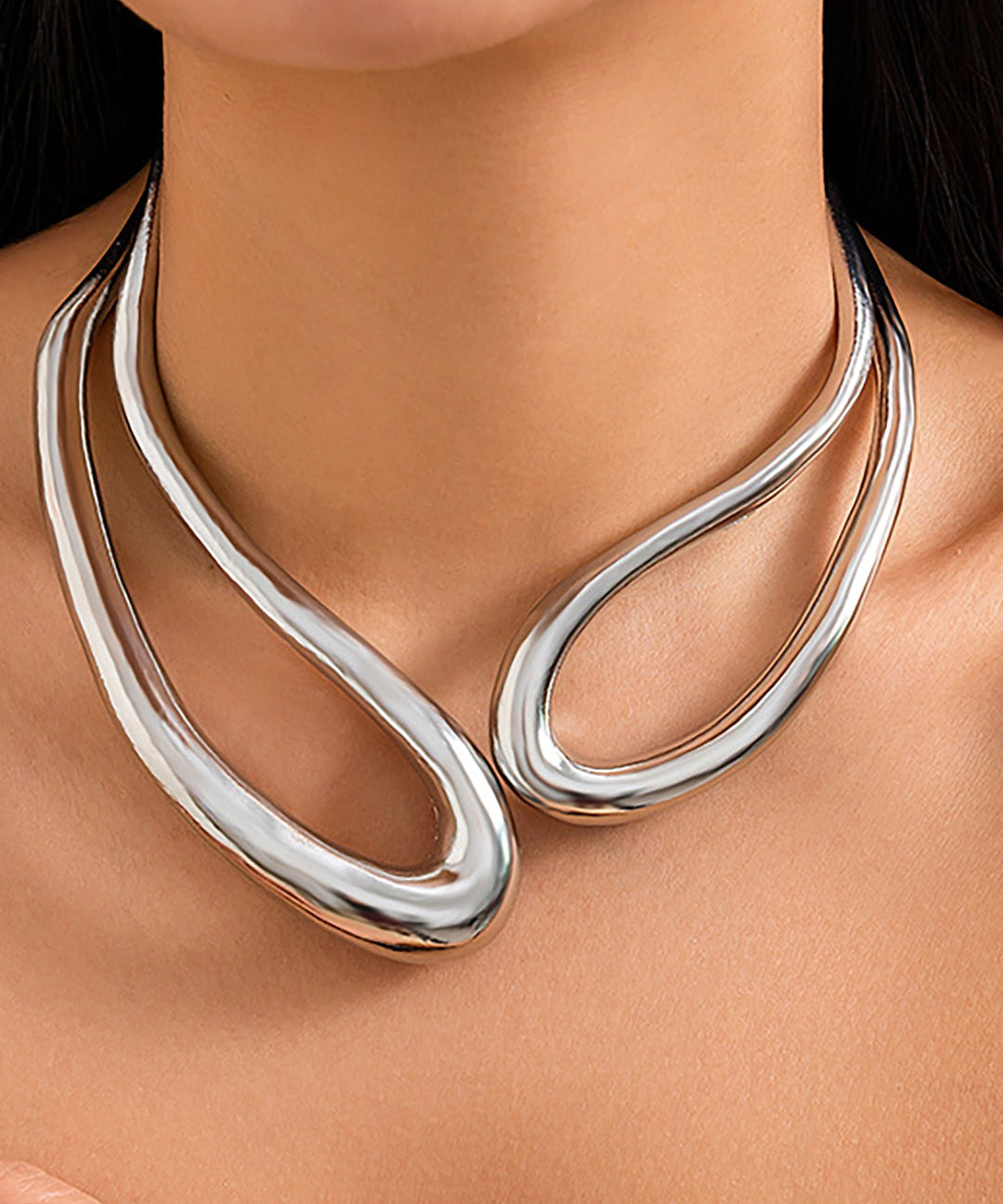 Asymmetrical Cropped Necklace