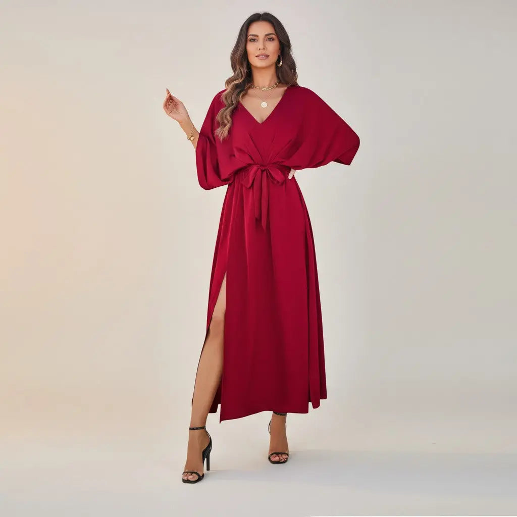 Penélope - Long Evening Dress with V-Neck